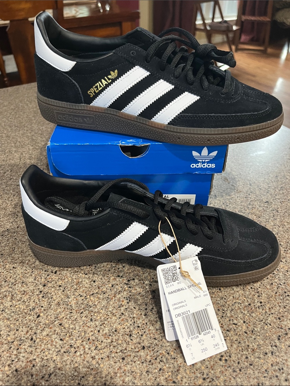 adidas Handball Spezial Sneakers - Black/White New in Box with Tag!